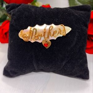Pretty Antique Victorian Scalloped Mother of Pearl Brooch with Ruby Garnet stone